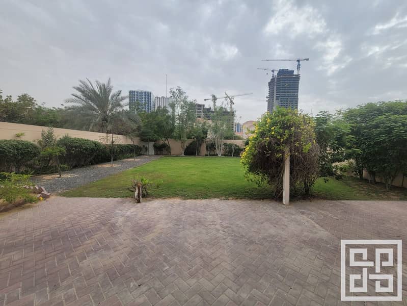 33 WhatsApp Image 2026-08-11 at 12.04. 21 (32). jpeg