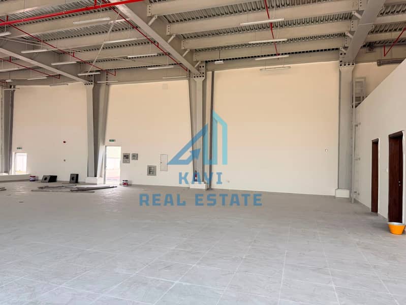 13 e90e6cb3-edbc-4d29-a668-6db5114cc8ce. jpg