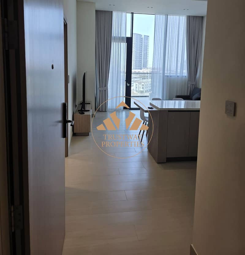 6 entrance door. jpg