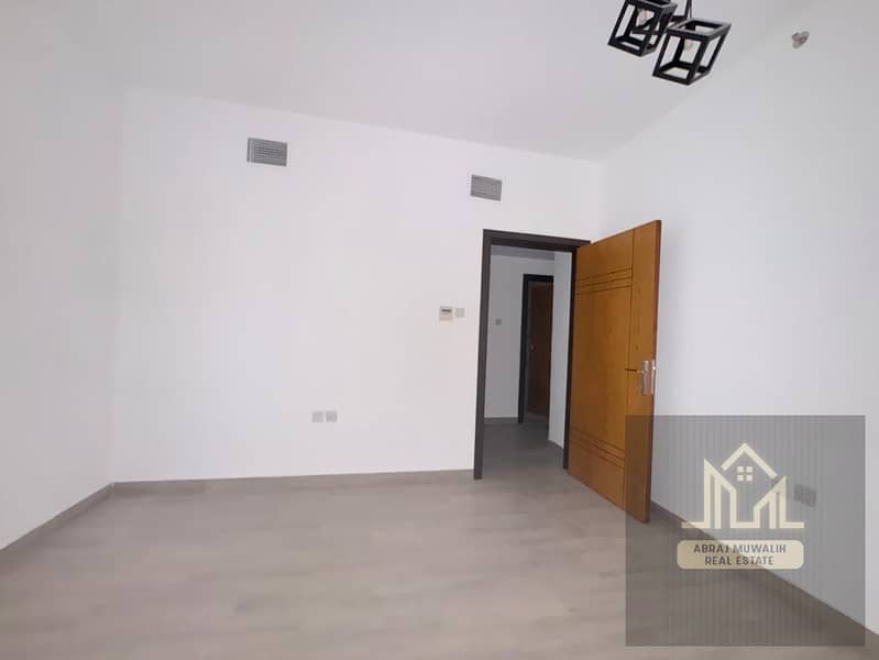 15 WhatsApp Image 2026-08-11 at 17.40. 48 (1). jpeg