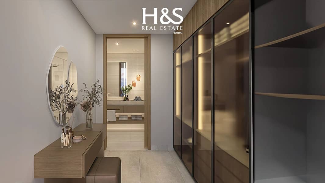 5 Bed Apartment_Wardrobe Area. png