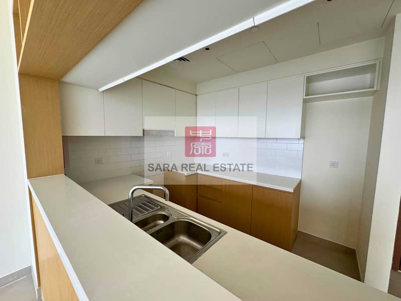 10 2.1 Kitchen. jpg