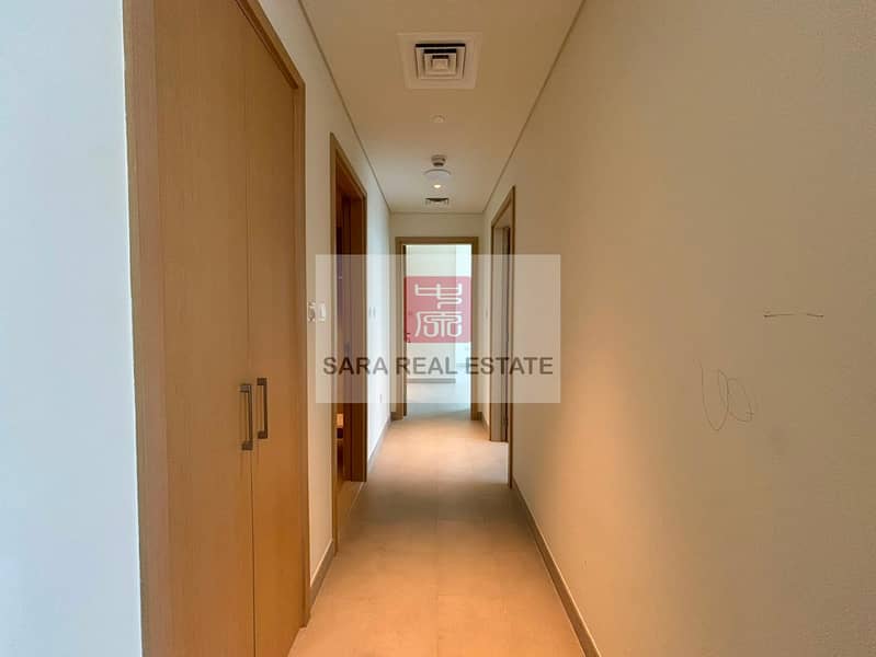 12 Hallway. jpeg