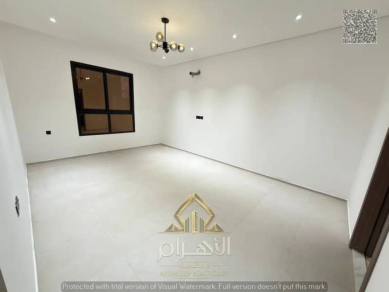 10 858396500-1066x800. webp