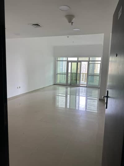 1 Bedroom Flat for Rent in Jumeirah Lake Towers (JLT), Dubai - PHOTO-2026-08-10-15-41-05 2. jpg 1 Bedroom Flat for Rent in Jumeirah Lake Towers (JLT), Dubai - PHOTO-2026-08-10-15-41-05 2. jpg