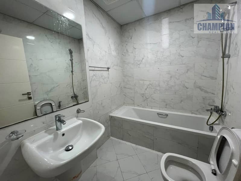 22 Lateefa Abdullah 404 2 bhk - 22 of 23. jpeg
