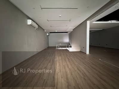 Showroom in affitto a Industrial Area, Sharjah - 1000288978. jpg Showroom in affitto a Industrial Area, Sharjah - 1000288978. jpg