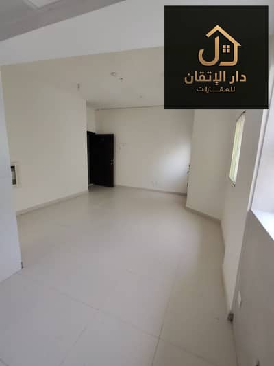 Studio for Rent in Bu Tina, Sharjah - photo_6014874902759935619_y. jpg Studio for Rent in Bu Tina, Sharjah - photo_6014874902759935619_y. jpg