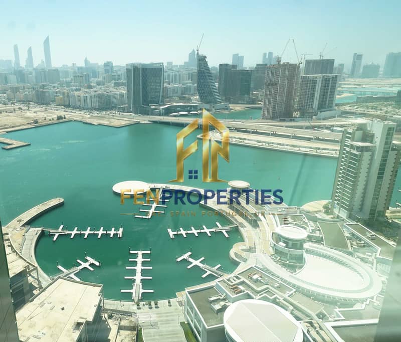 21 FEN_UAE_REEM_FOS_ADT_VIW_04. jpg