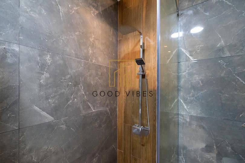 20 img120. jpg