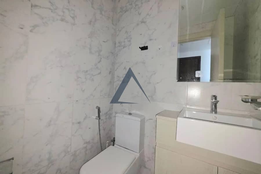 16 Property Image