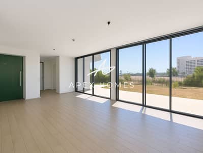 5 Bedroom Villa for Rent in Dubai South, Dubai - Vacant | Golf Course Backing | Key in Hand