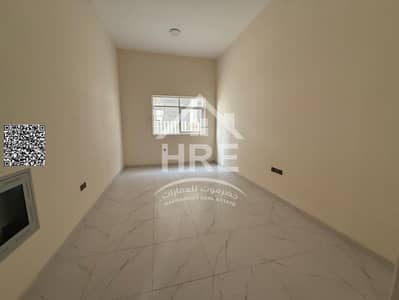 Monolocale in affitto a Al Jurf, Ajman - WhatsApp Image 2026-08-08 at 9.14. 48 AM. jpeg