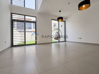 2 Bedroom Flat for Rent in Dubai South, Dubai - Duplex Layout | 2BR Townhouse with Store and Study