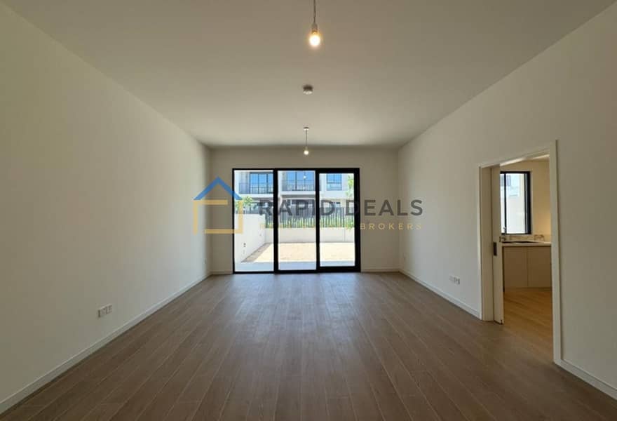Single Row | Ready to Move | Close to Park Single Row | Ready to Move | Close to Park