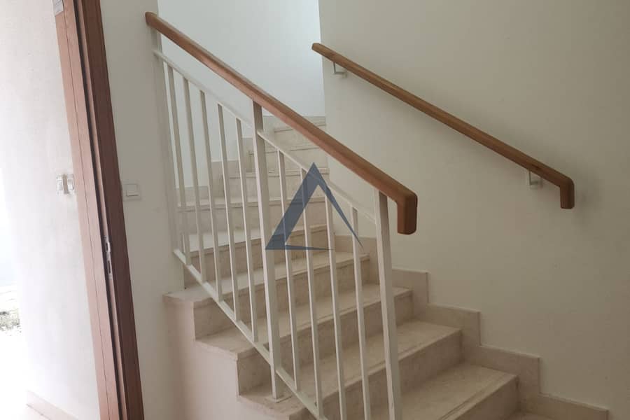 18 Property Image