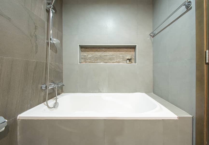 20 APT1405RIVIERA1300x90036. png
