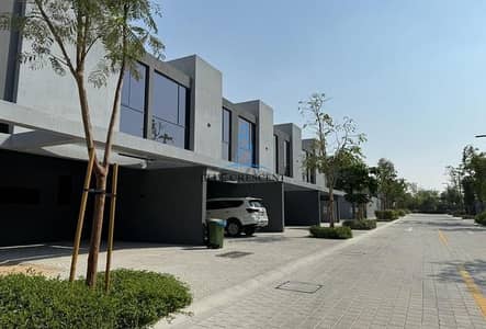 4 Schlafzimmer Townhouse zum zum Verkauf in Tilal City, Sharjah - 668x452. jpg