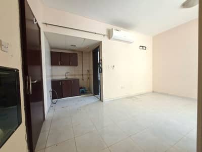 Studio de  à à louer à Muwaileh Commercial, Sharjah - IMG-20260812-WA0089. jpg