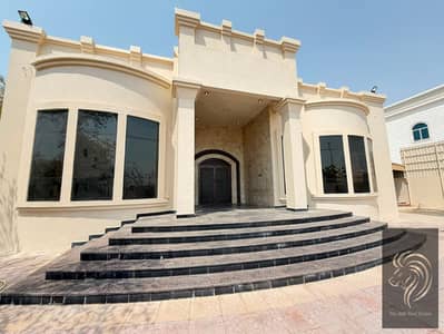 5 habitaciones Villa para en Alquiler en Al Jurf, Ajman - 01f0e09d-82d8-404a-8fd0-9a8c5f32a793. jpg