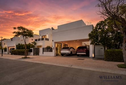 Villa de 6 chambres à à vendre à The Meadows, Dubai - Villa à The Meadows，The Meadows 7, 6 chambres, 18500000 AED - 15764591