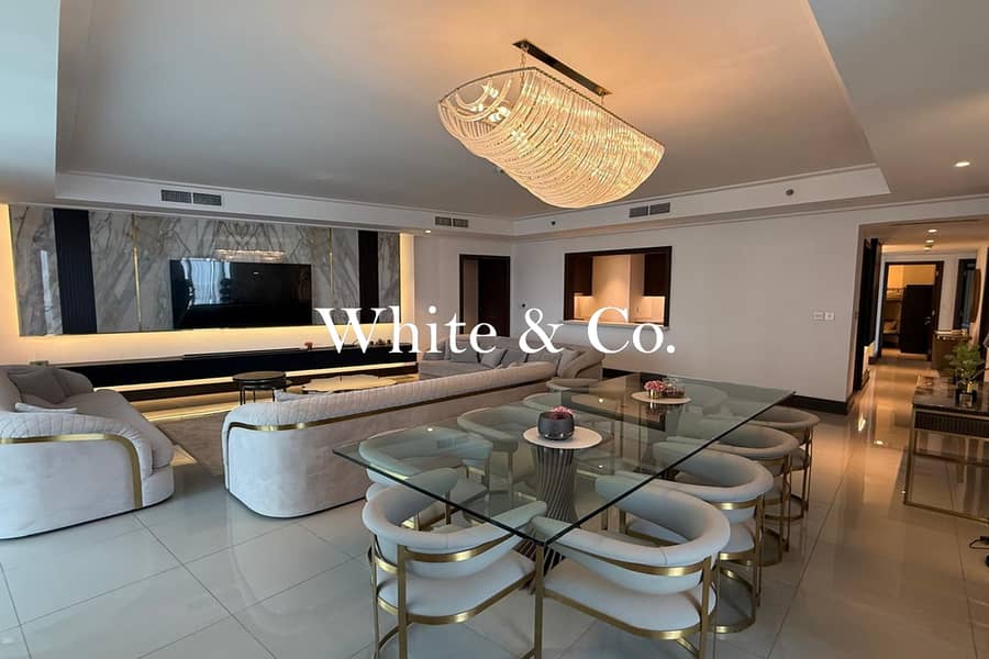 Modern Unit | Luxury | Stylish 4 Bedroom Modern Unit | Luxury | Stylish 4 Bedroom