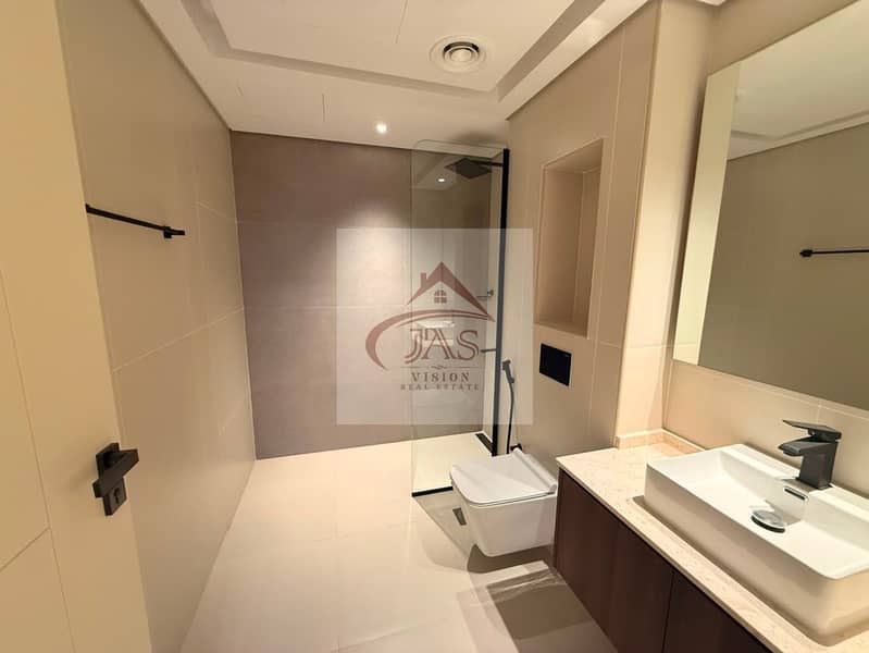 9 WhatsApp Image 2026-08-12 at 15.00. 33 (3). jpeg