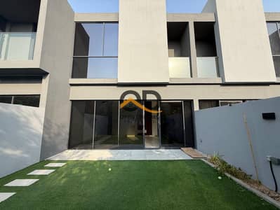 2 Bedroom Townhouse for Rent in Tilal City, Sharjah - 8c65908b-00a2-426d-baa6-3d4275d1c661. jpg 2 Bedroom Townhouse for Rent in Tilal City, Sharjah - 8c65908b-00a2-426d-baa6-3d4275d1c661. jpg