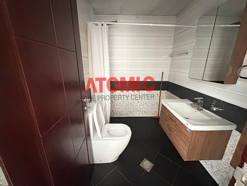 11 f950ea68-63b8-45eb-afa7-a0c767cdfa94. jpg