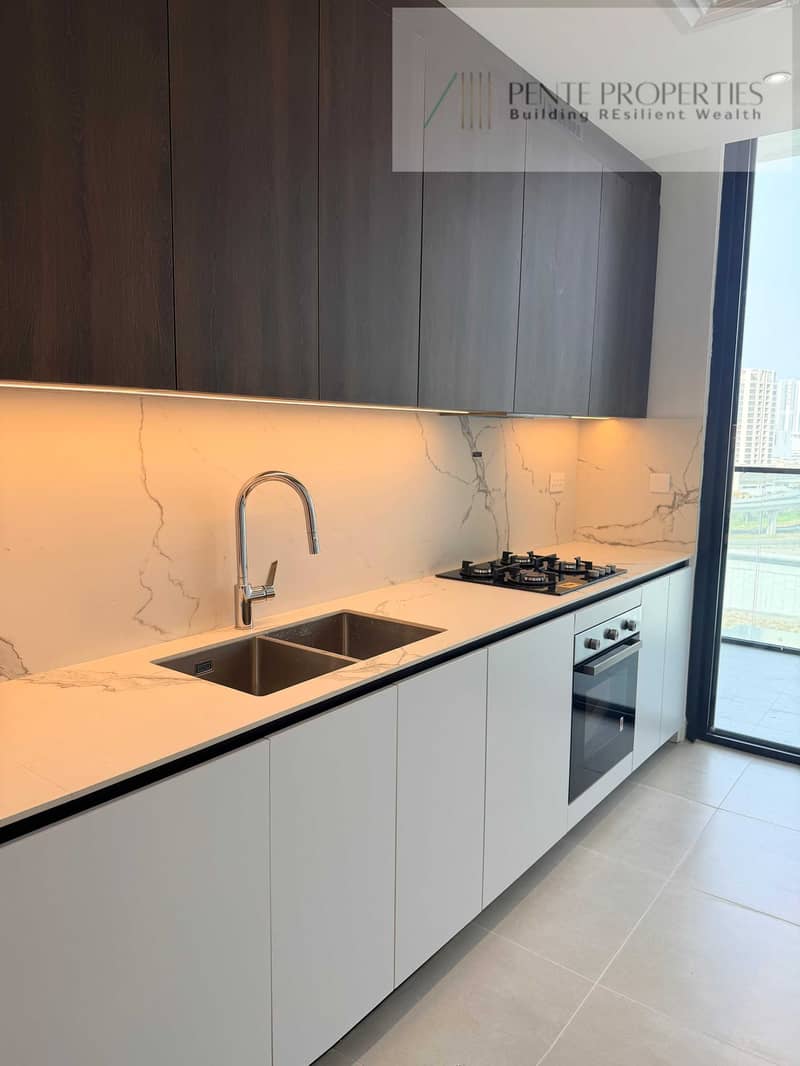 3 kitchen1. jpeg