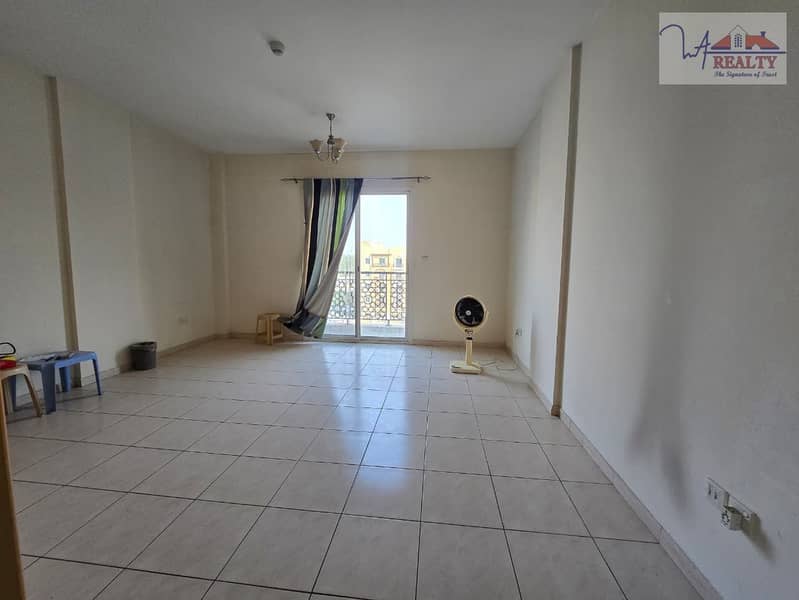 5 3c532512-5351-4b6b-b944-33a6a63bd17f. jpg