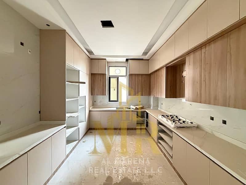 17 858947792-800x600. jpeg