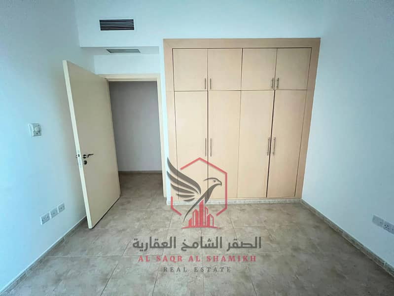 13 ea4c6fbb-92c5-4ff3-9a47-06c88290f2a2. jpg