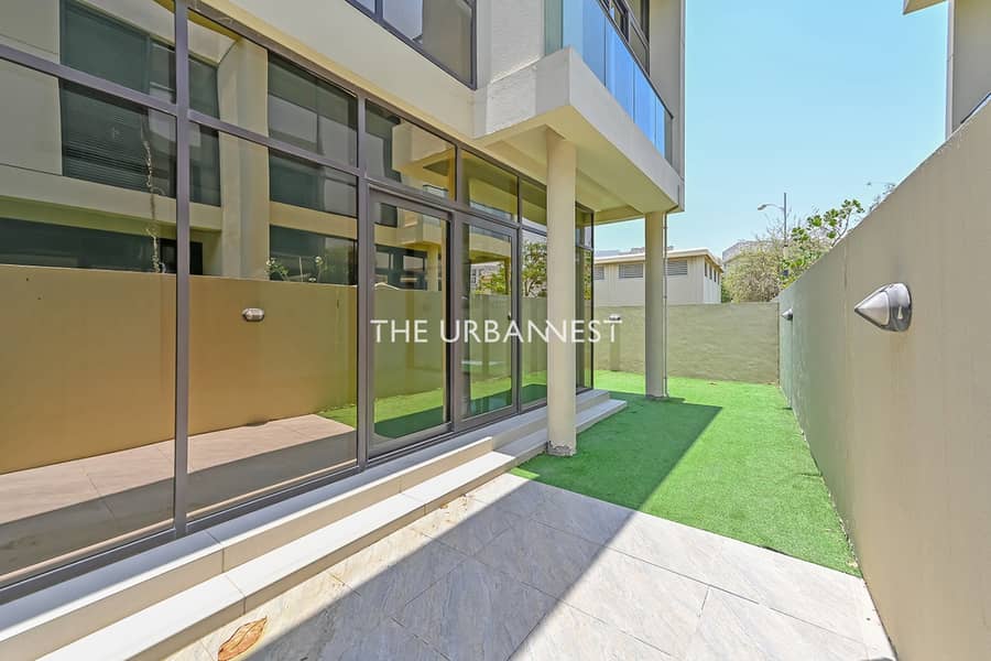 Vacant | 3 Bed plus Maids Room | Corner Unit Vacant | 3 Bed plus Maids Room | Corner Unit