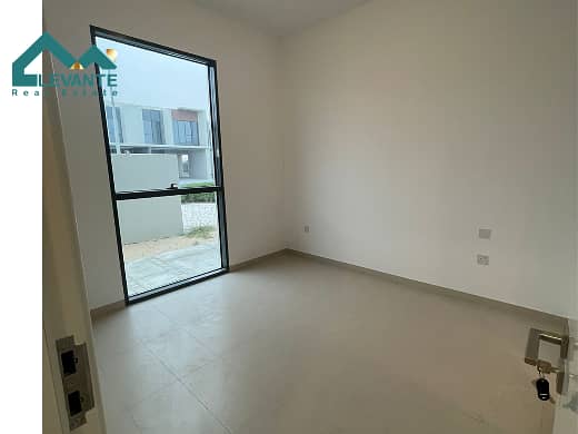 2 Image 2