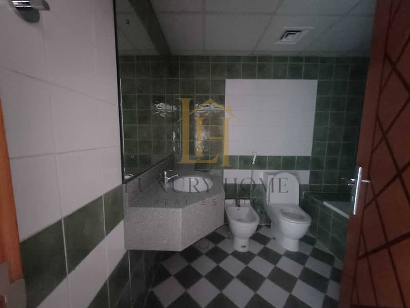 12 1000270091. jpg