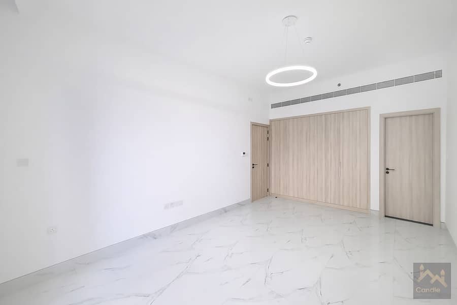 6 room1. jpg