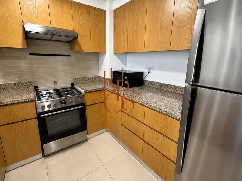 14 apartment_04_portal_2400x1800. jpg