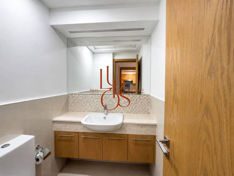 25 apartment_06_portal_2400x1800. jpg