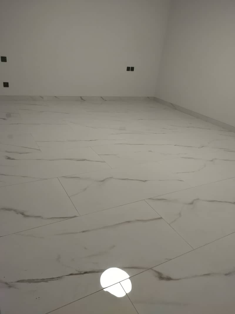 11 1000934166. jpg