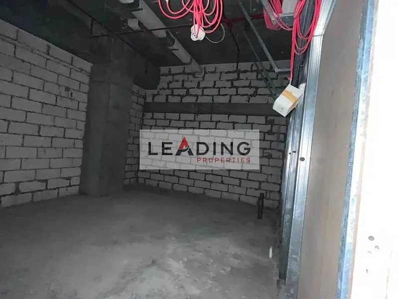 4 859100906-1066x800. webp