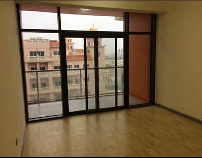 Beautiful 2BR apartment for Sale @ AED 700K Beautiful 2BR apartment for Sale @ AED 700K