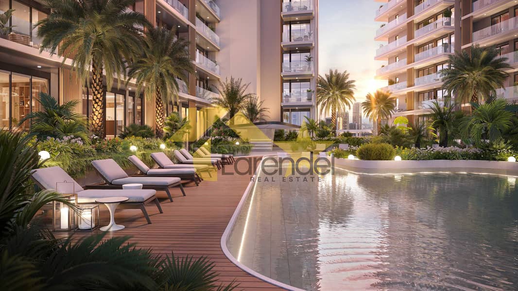 3 The Hillgate - pool deck. jpg