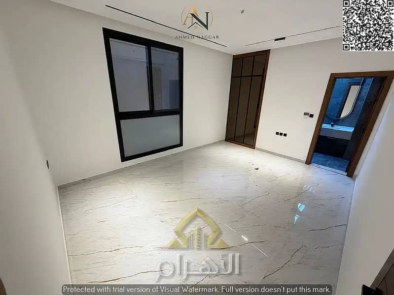 27 851415633-1066x800. webp
