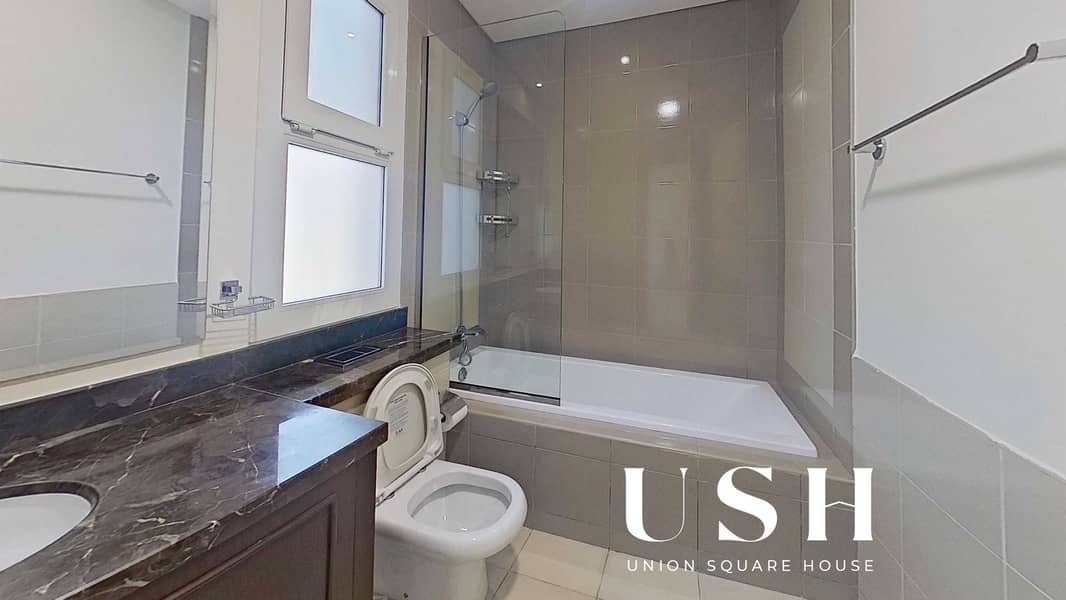 10 Dubailand-Serena-Bathroom. jpg