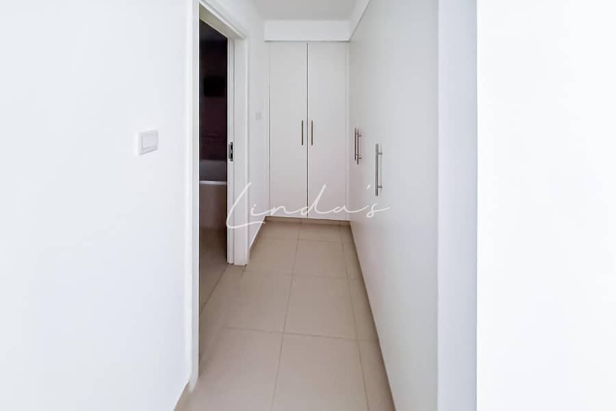 3 images image img