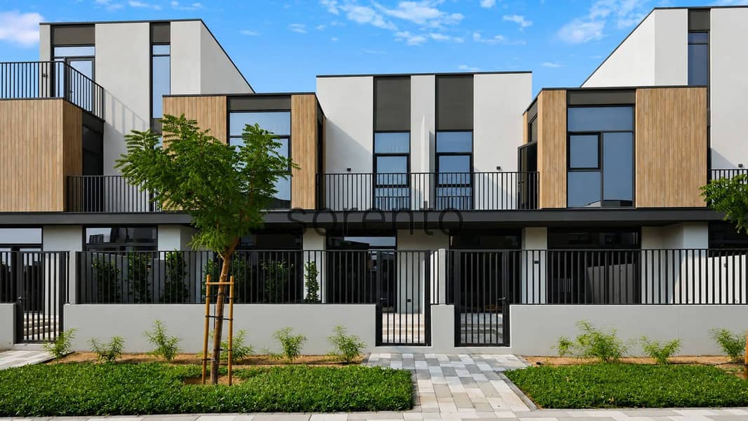 4 bed | G+2 | park facing Corner unit 4 bed | G+2 | park facing Corner unit