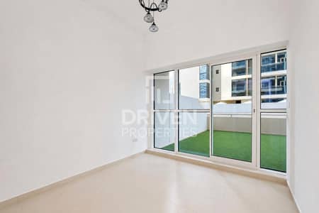 1 habitación Apartamento para en Venta en Business Bay, Dubai - Apartamento en Business Bay，Mayfair Residency, 1 dormitorio, 999000 AED - 14882182