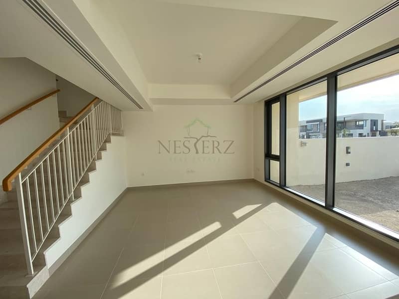 Maple 5 Bed Close to Pool | Keys in Hand @ AED 130k