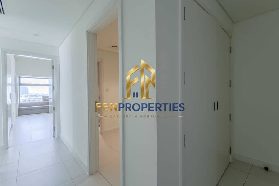 5 01_FEN-UAE-FOS-MT-0407_HALL. jpg